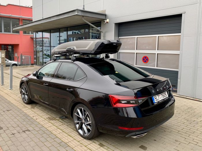 Náhled produktu - Střešní box Thule Vector L Titan Matte