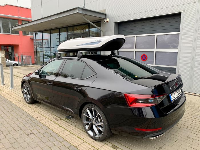 Náhled produktu - Škoda originál střešní box - bílá