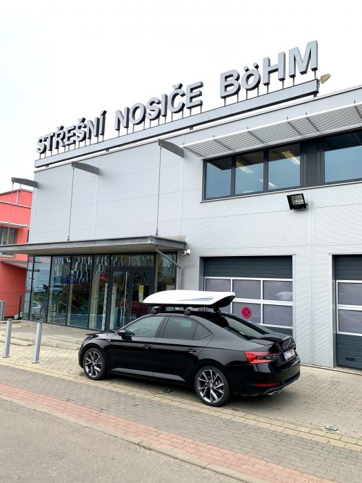 Náhled produktu - Škoda originál střešní box - bílá
