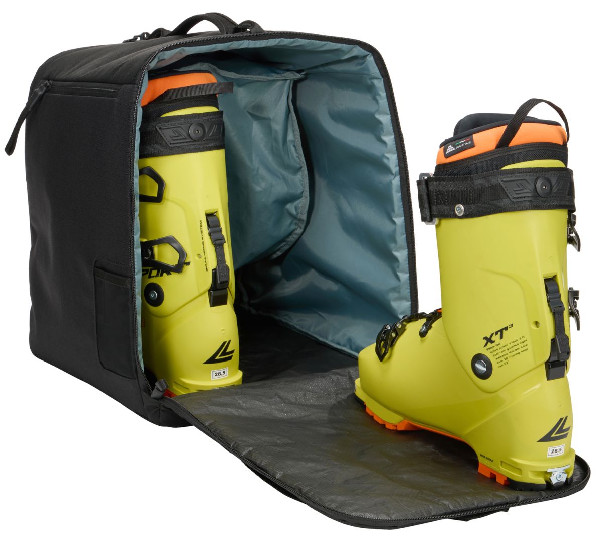 Náhled produktu - Thule RoundTrip - batoh na lyžařské a snowboardové boty, 35 l Black