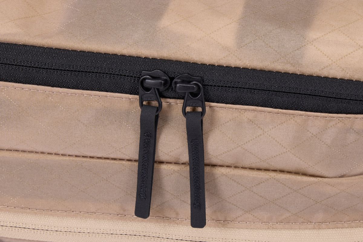 Náhled produktu - Thule cestovní organizér čisté/špinavé TCCD201 - jemná béžová