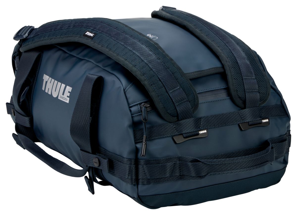 Náhled produktu - Thule Chasm S sportovní taška 30 L TDSD301 - Darkest Blue
