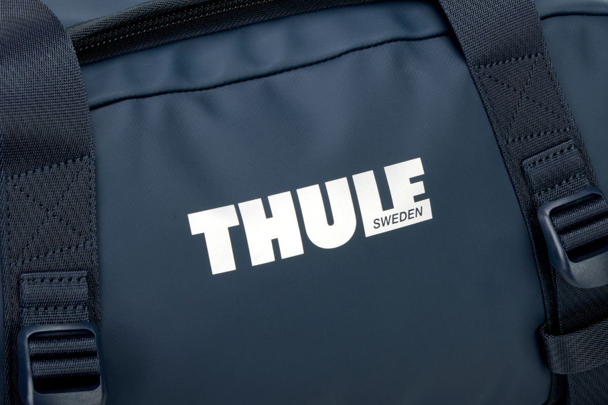 Náhled produktu - Thule Chasm S sportovní taška 30 L TDSD301 - Darkest Blue
